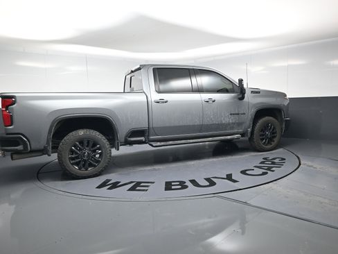 Used 2025 Chevrolet Silverado 2500 LTZ w/ LTZ Plus Package image 23