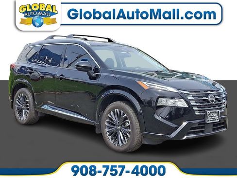 Used 2026 Nissan Rogue Platinum w/ Platinum Premium Package image 1