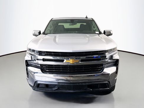 Used 2021 Chevrolet Silverado 1500 LT image 2