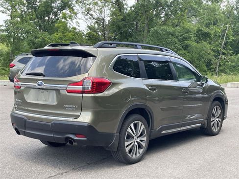Used 2022 Subaru Ascent Limited w/ Technology Package AWD/4WD image 5