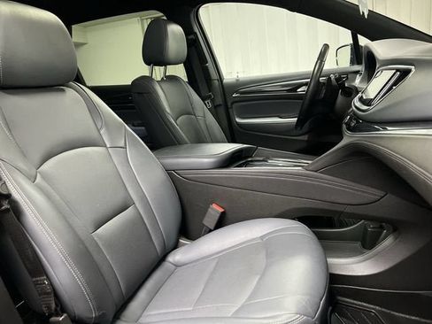 Used 2023 Buick Enclave Essence w/ Experience Buick Package AWD/4WD image 28