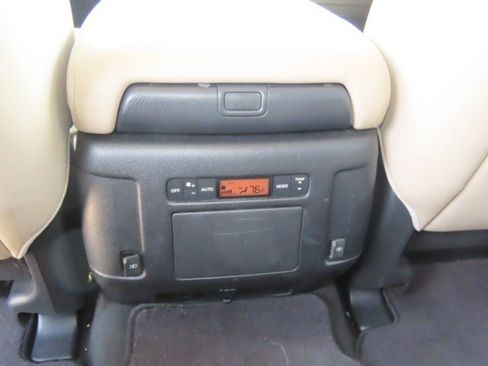 Used 2018 Nissan Armada SL RWD image 21