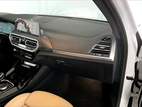 Used 2023 BMW X3 xDrive30i AWD/4WD image 18