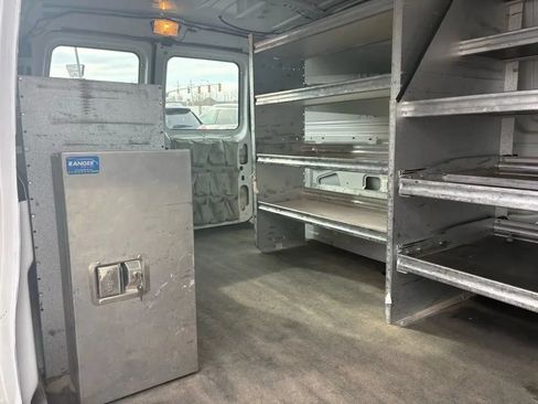 Used 2013 Ford E-150 and Econoline 150 w/ Commercial Cargo Van Pkg RWD image 15