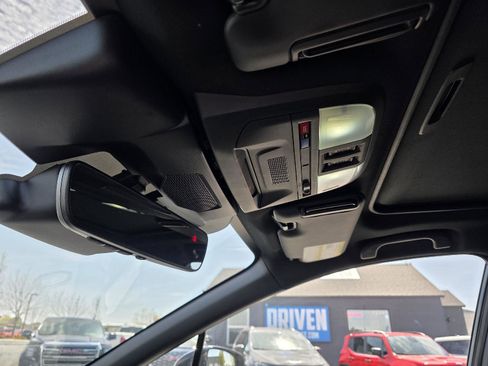 Used 2024 Subaru Crosstrek 2.5i Wilderness w/ Crosstrek Mirror Package AWD/4WD image 21