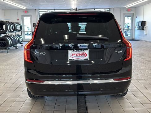 New 2026 Volvo XC90 T8 Plus w/ Protection Package AWD/4WD image 6