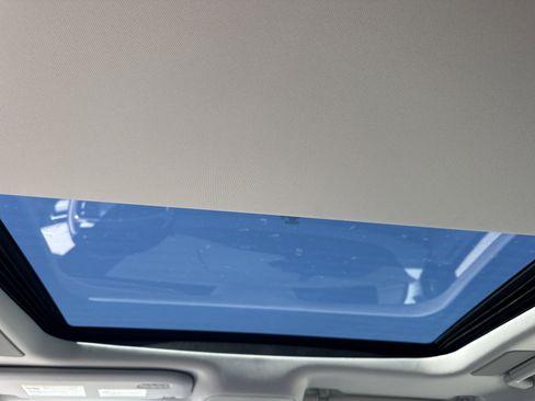 New 2026 Lincoln Navigator Reserve image 15