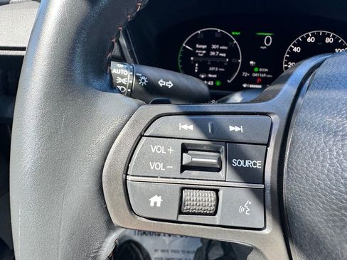 Used 2024 Honda CR-V Sport image 17