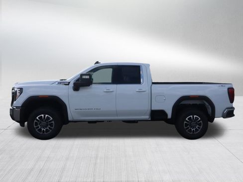 New 2025 GMC Sierra 2500 SLE w/ SLE Value Package; image 4