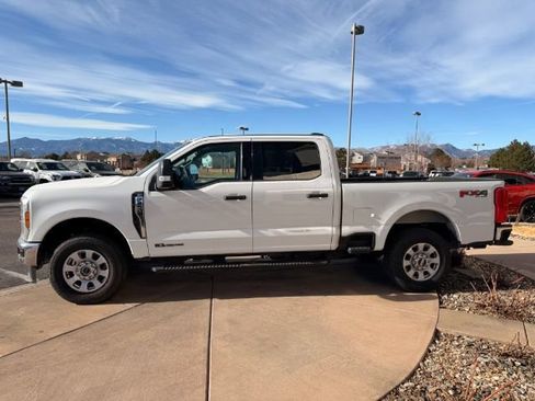 Used 2024 Ford F250 XLT w/ FX4 Off-Road Package AWD/4WD image 4