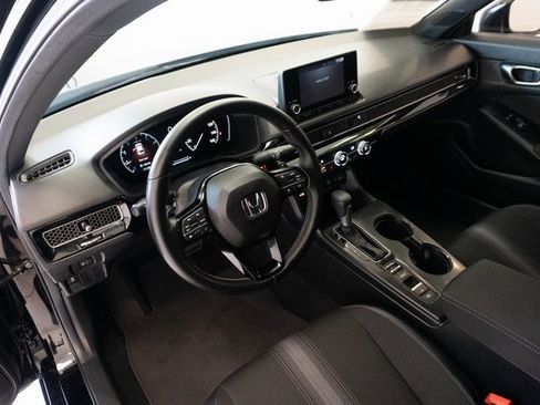 Certified 2025 Honda Civic Sport image 3