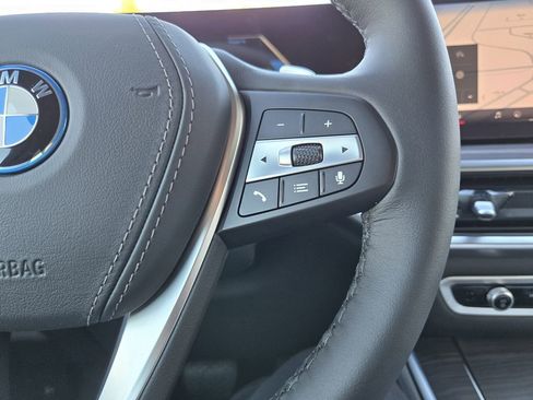 New 2026 BMW X5 xDrive50e w/ Premium Package image 31