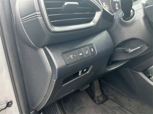 Certified 2022 Hyundai Santa Fe XRT image 22