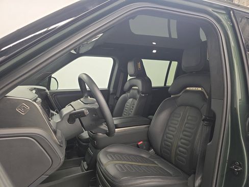 Used 2024 Rivian R1S Adventure AWD/4WD image 20