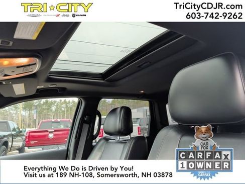 Used 2019 Jeep Grand Cherokee Altitude image 26