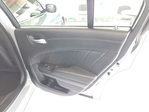 Used 2022 Dodge Charger SXT w/ Plus Group image 40