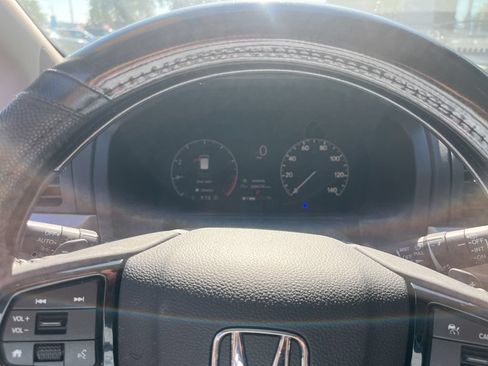 Used 2025 Honda Odyssey Touring image 13