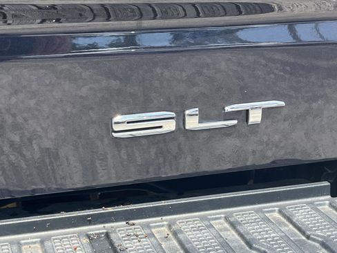 Used 2025 GMC Sierra 1500 SLT AWD/4WD image 31