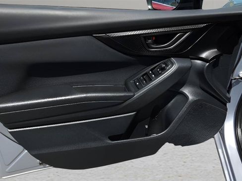 Used 2018 Subaru Impreza 2.0i Premium AWD/4WD image 9