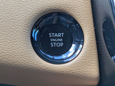 Used 2025 Nissan Armada SL w/ Captain's Chari Seat Package image 31