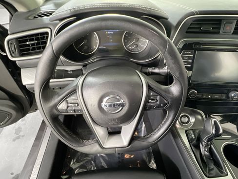 Used 2017 Nissan Maxima 3.5 SL image 11