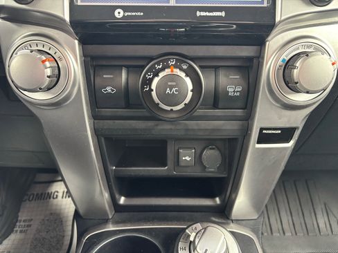 Used 2022 Toyota 4Runner SR5 image 25