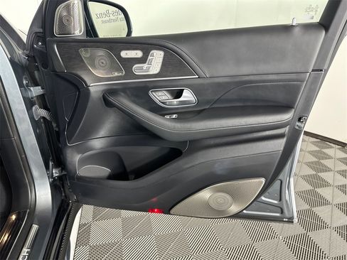 Used 2023 Mercedes-Benz Maybach GLS 600 Maybach GLS 600 image 15