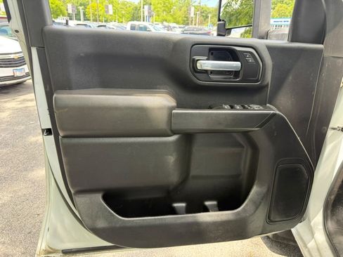 Used 2021 Chevrolet Silverado 2500 W/T AWD/4WD image 30