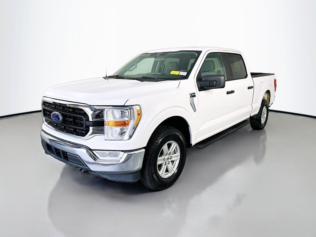 Used 2022 Ford F150 XLT w/ Trailer Tow Package AWD/4WD image 3