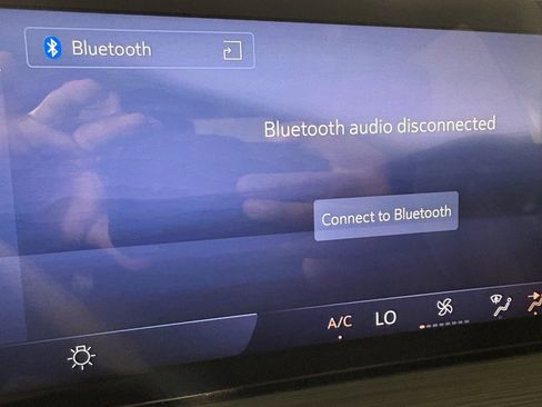 Used 2025 Buick Envision Preferred image 30