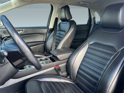 Used 2023 Ford Edge SEL image 20