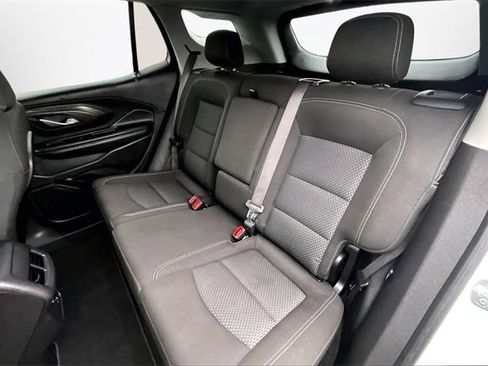 Used 2024 GMC Terrain SLE image 25