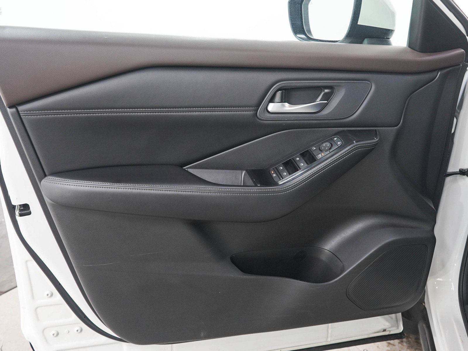 Used 2023 Nissan Rogue SV w/ SV Premium B Package AWD/4WD image 20
