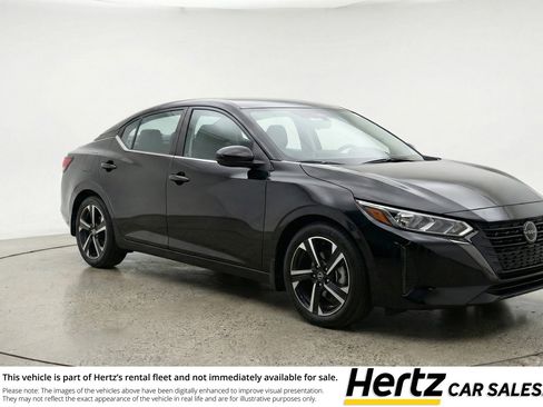 Used 2025 Nissan Sentra SV image 1