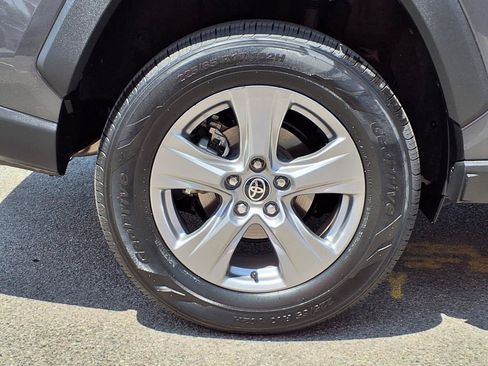 Certified 2025 Toyota RAV4 XLE FWD image 7