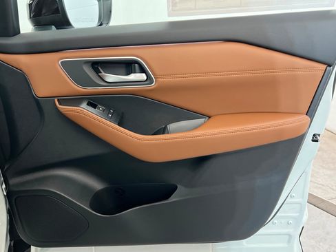 New 2026 Nissan Rogue Platinum w/ Platinum Premium Package image 23