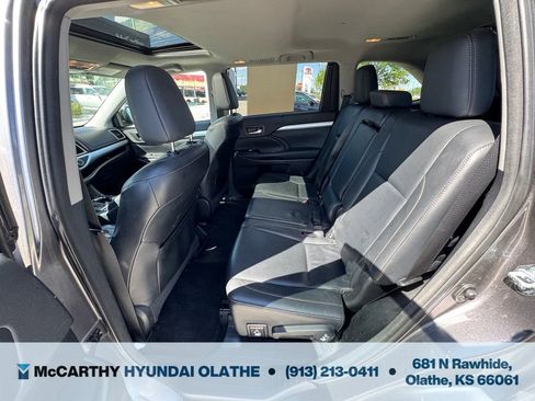 Used 2015 Toyota Highlander XLE AWD/4WD image 5