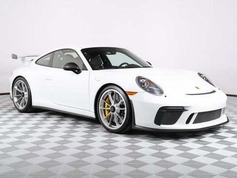 Used 2018 Porsche 911 GT3 image 2