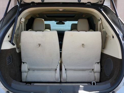 Used 2015 Lincoln MKT AWD w/ Equipment Group 201A image 41