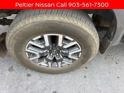 Used 2022 Nissan Frontier SV RWD image 9
