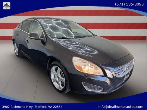Used 2012 Volvo S60 T5 FWD image 3