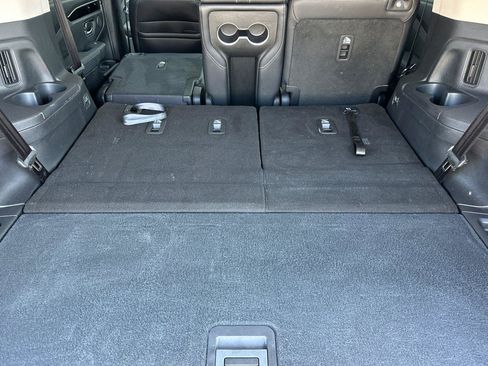 Certified 2025 Honda Pilot Touring image 16