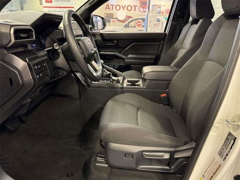 Used 2025 Toyota 4Runner SR5 image 20