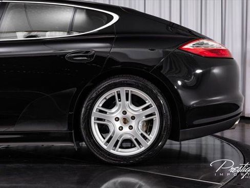 Used 2010 Porsche Panamera S image 10