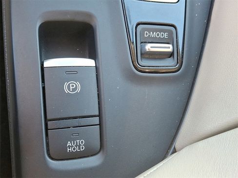 Used 2021 INFINITI QX50 Luxe w/ Cargo Package image 22