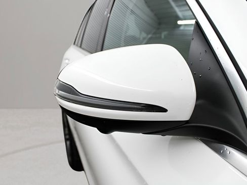 Used 2019 Mercedes-Benz GLC 300 image 43