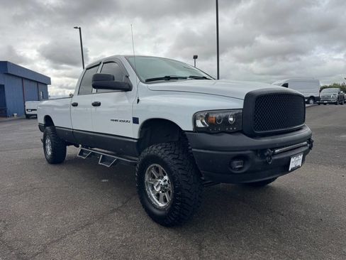 Used 2004 Dodge Ram 2500 Truck SLT w/ Trailer Tow Group AWD/4WD image 2