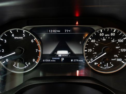 Used 2024 Nissan Rogue SV FWD image 21