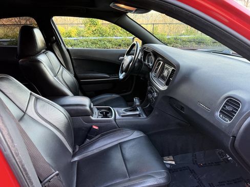 Used 2021 Dodge Charger SXT w/ Leather Interior Group image 15