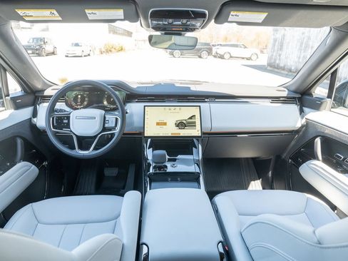 New 2026 Land Rover Range Rover Sport SE AWD/4WD image 17